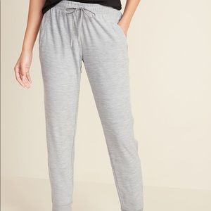 Old Navy Mid-Rise Jogger Pants for Women